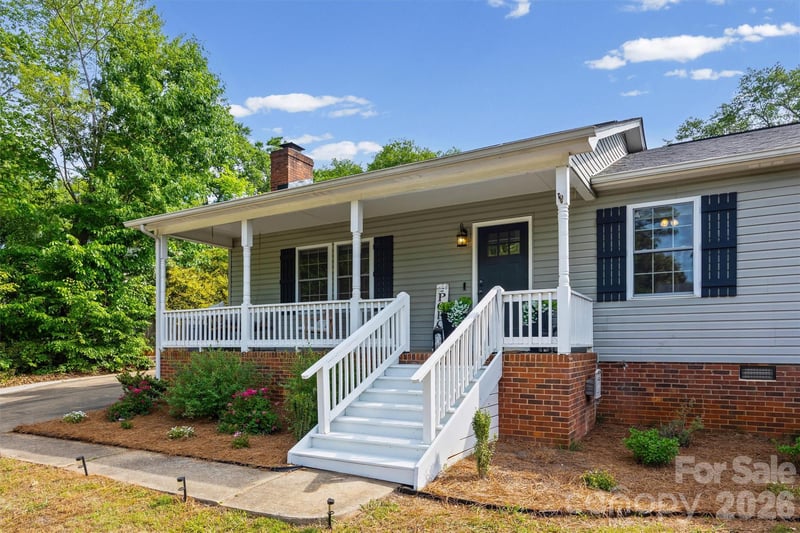 1704 Cardinal Ct, Belmont, NC 28012