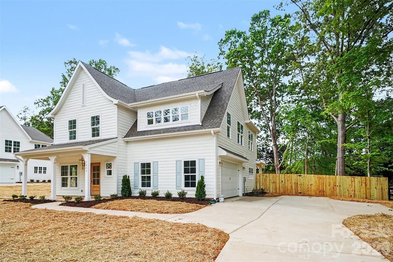 7933 Large Oak Ln, Mint Hill, NC 28227