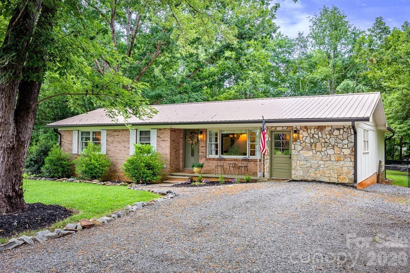 211 Shuffler Rd, Morganton, NC 28655