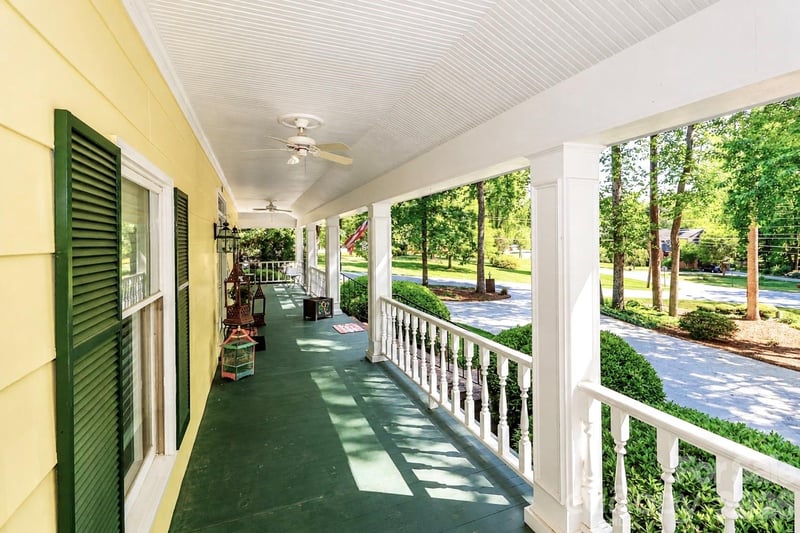 361 Gleneagles Rd, Statesville, NC 28625