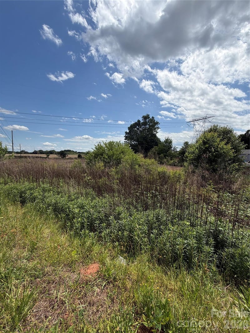 Westlee St, Shelby, NC 28150