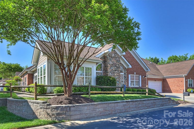 2015 Woodburn Ter, Matthews, NC 28105