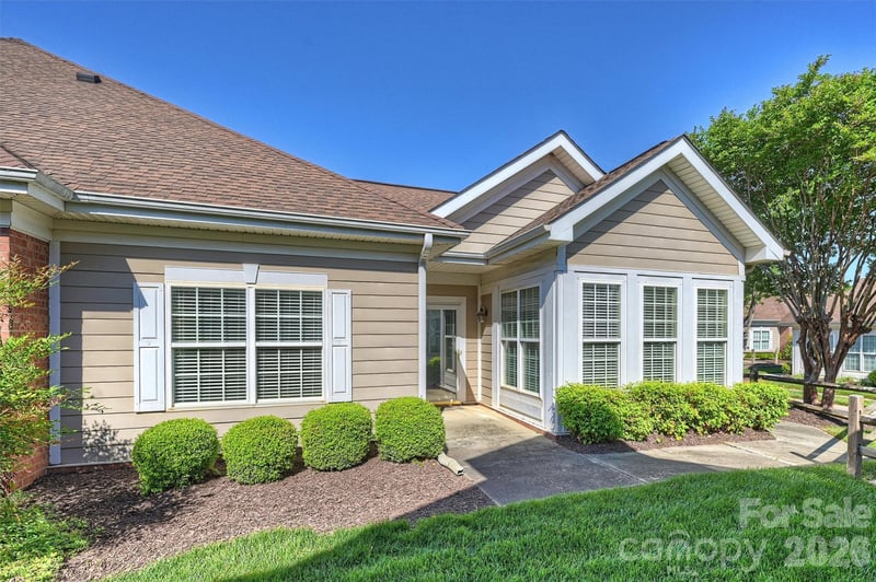 2015 Woodburn Ter, Matthews, NC 28105