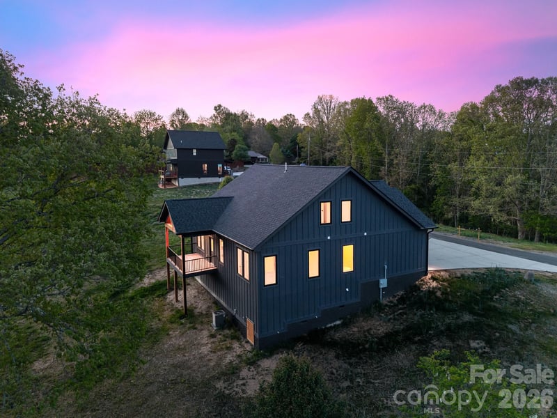 40 Firefly Ridge Trl, Alexander, NC 28701