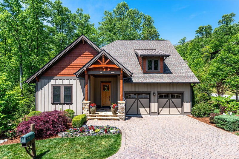 1 Stills Creek Loop, Fairview, NC 28730