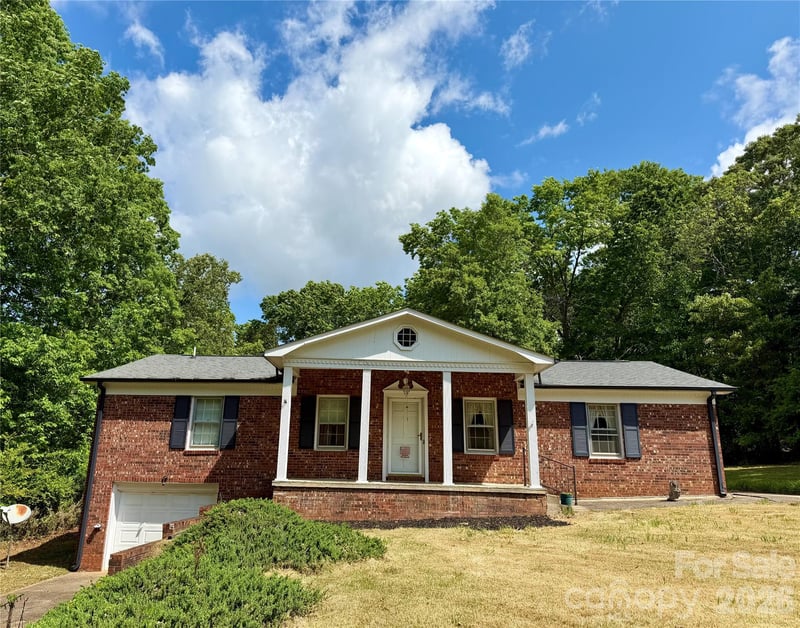 232 Chase Dr, Forest City, NC 28043