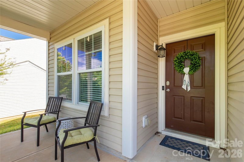 493 Dutch White Dr, Clover, SC 29710