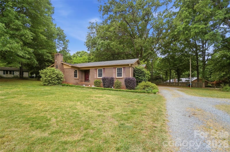 1621 Love Rd, Monroe, NC 28110