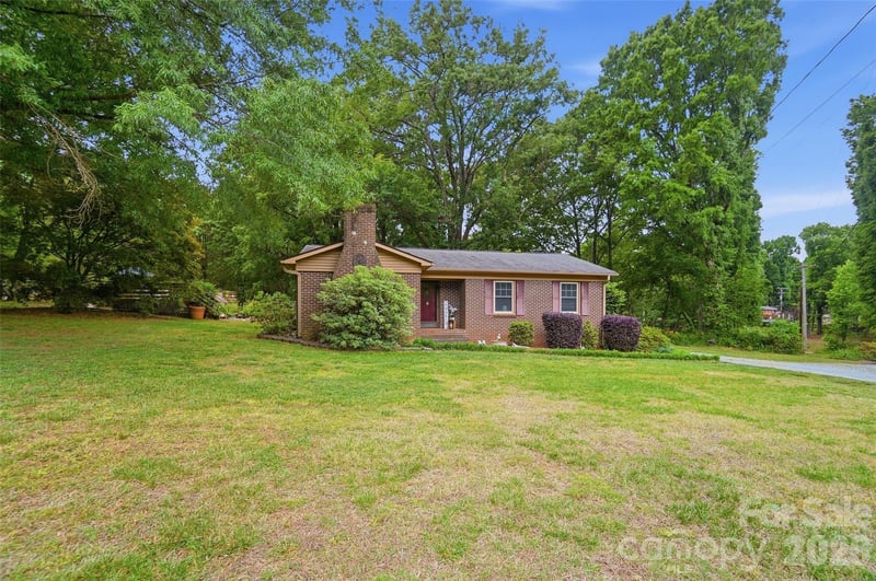 1621 Love Rd, Monroe, NC 28110