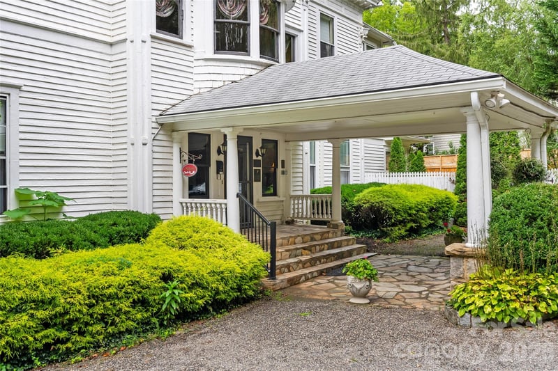 86 Edgemont Rd, Asheville, NC 28801