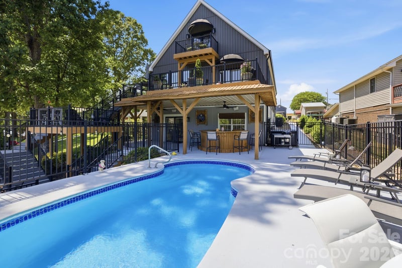 819 Hickory Point Dr, Lexington, NC 27292