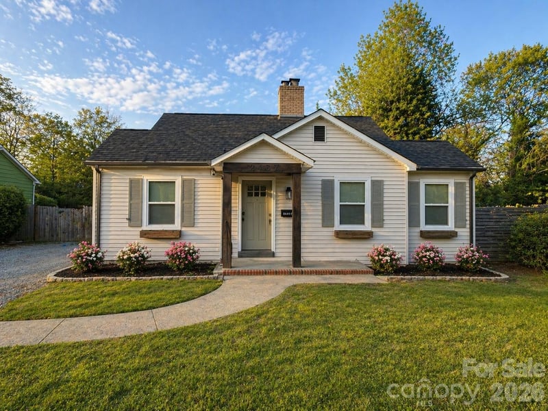 2437 Remount Rd, Charlotte, NC 28208