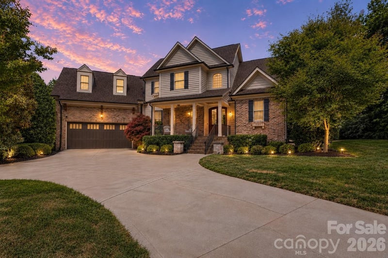 310 Sundown Rd, Mooresville, NC 28117