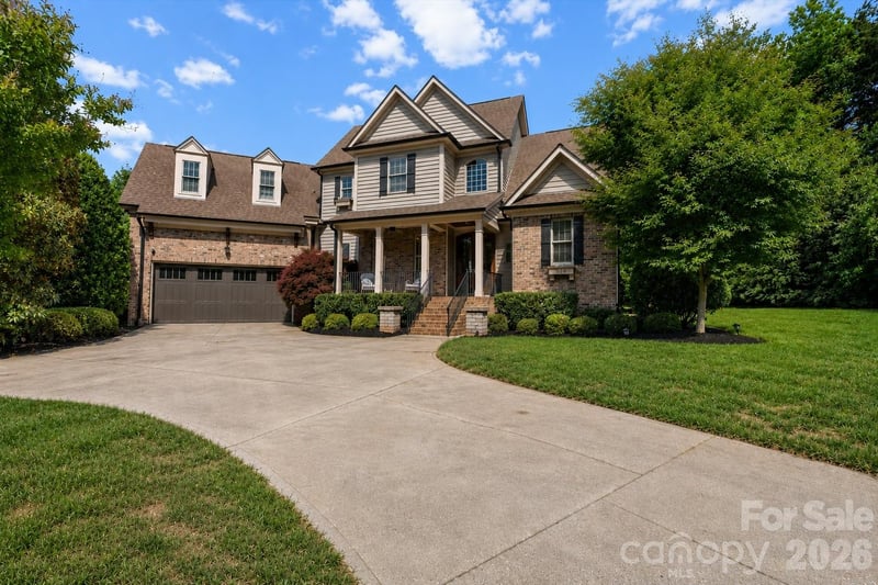 310 Sundown Rd, Mooresville, NC 28117