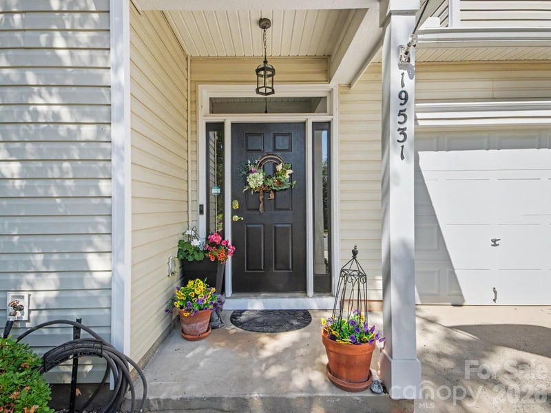 19531 Denae Lynn Dr, Cornelius, NC 28031
