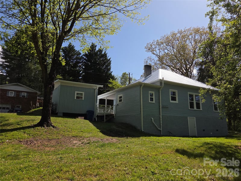 267 Beaverdam St, Canton, NC 28716