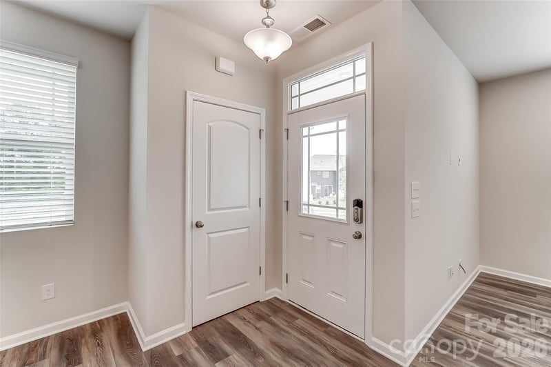 3812 Cheyney Park Dr, Charlotte, NC 28269