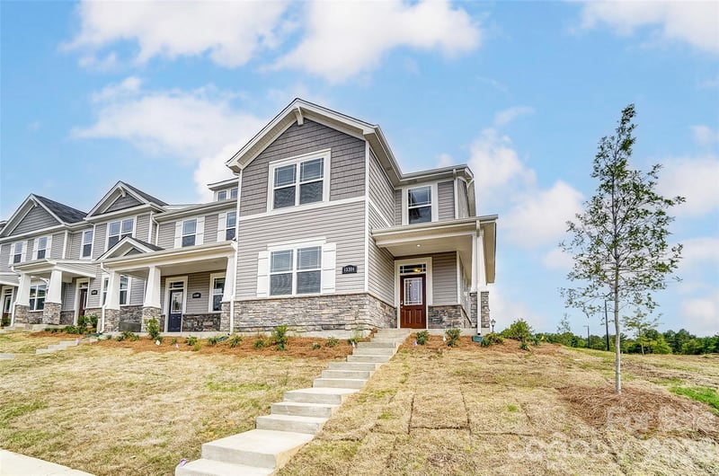 3812 Cheyney Park Dr, Charlotte, NC 28269