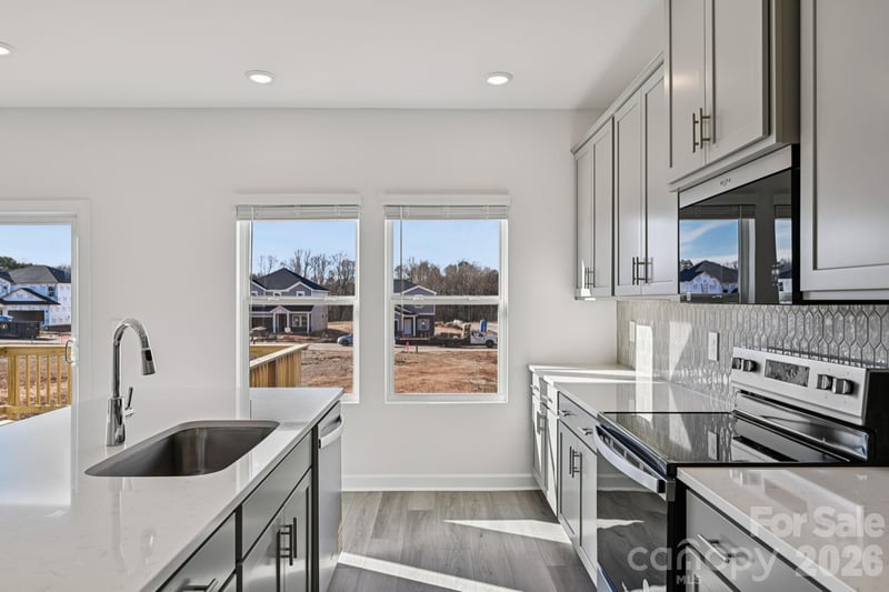 2464 Maxton Dr, Salisbury, NC 28144