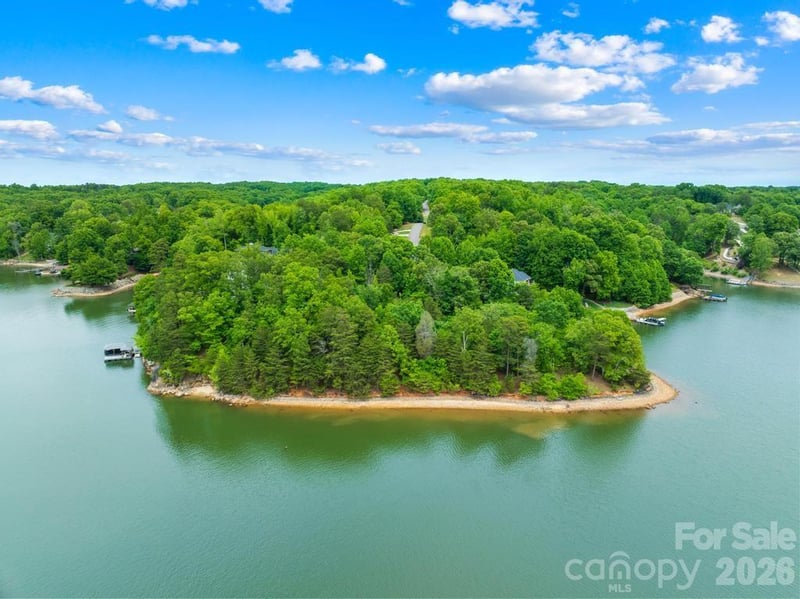 272 Harbor Watch Dr, Statesville, NC 28677