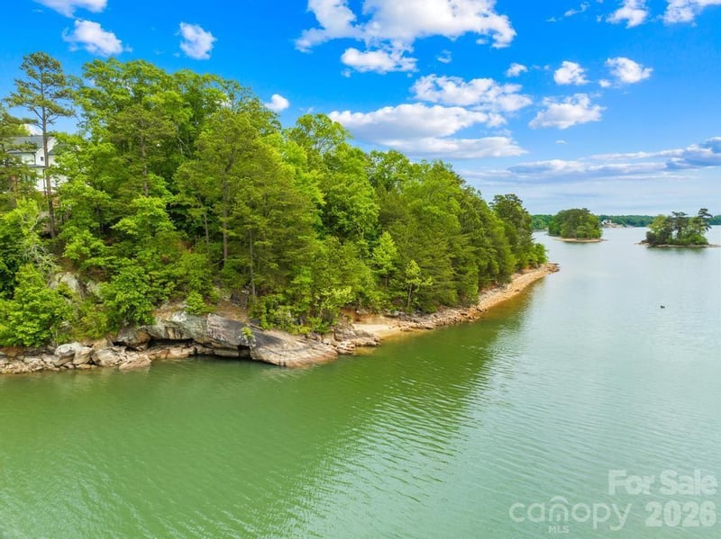 272 Harbor Watch Dr, Statesville, NC 28677