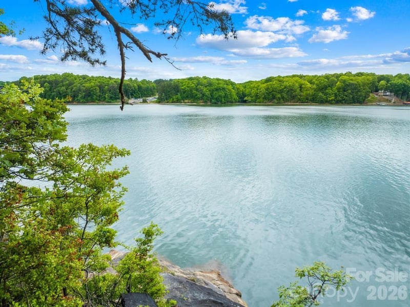 272 Harbor Watch Dr, Statesville, NC 28677