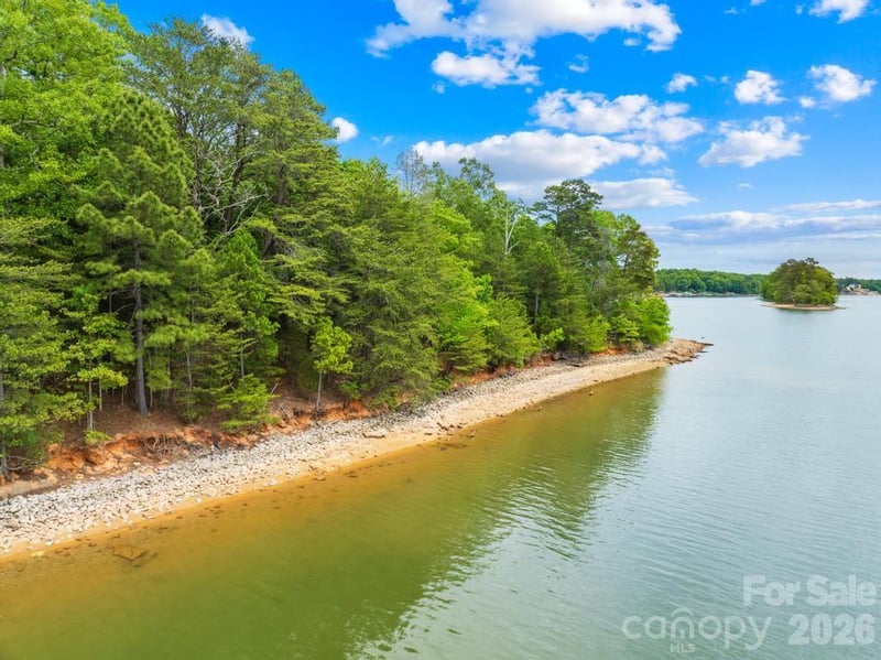 272 Harbor Watch Dr, Statesville, NC 28677