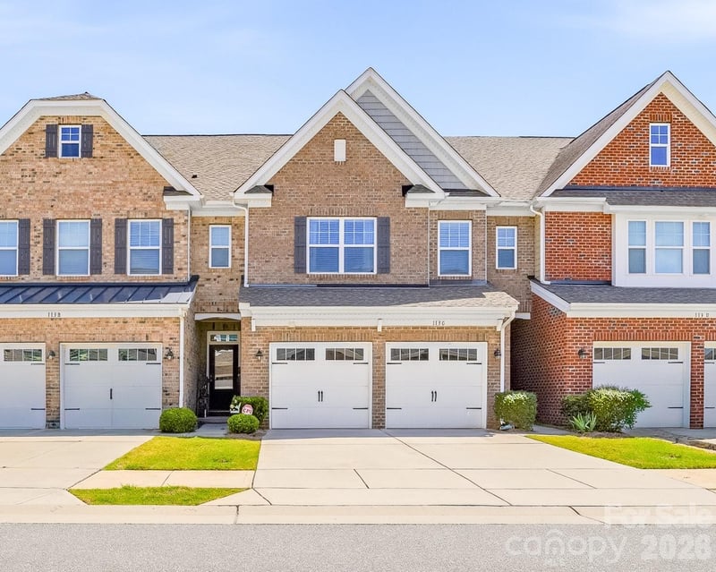 113 Clarendon St #C, Mooresville, NC 28117