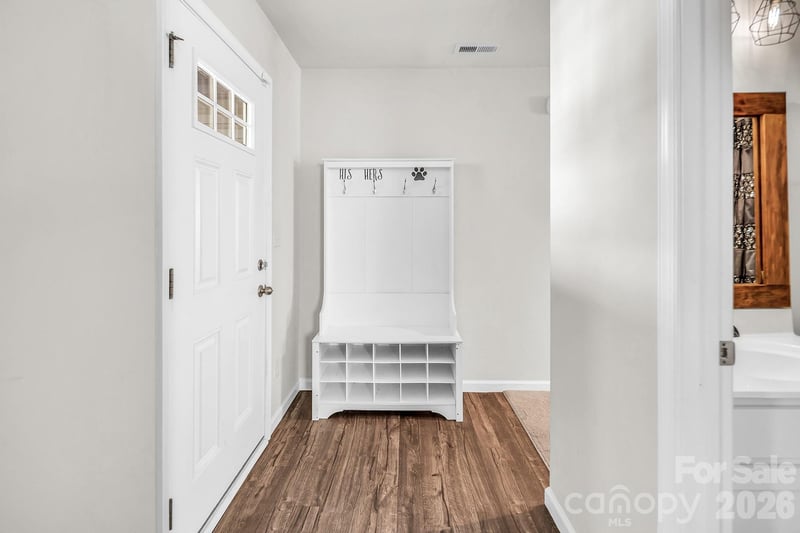 2458 Thorn Spring Ln, Concord, NC 28025