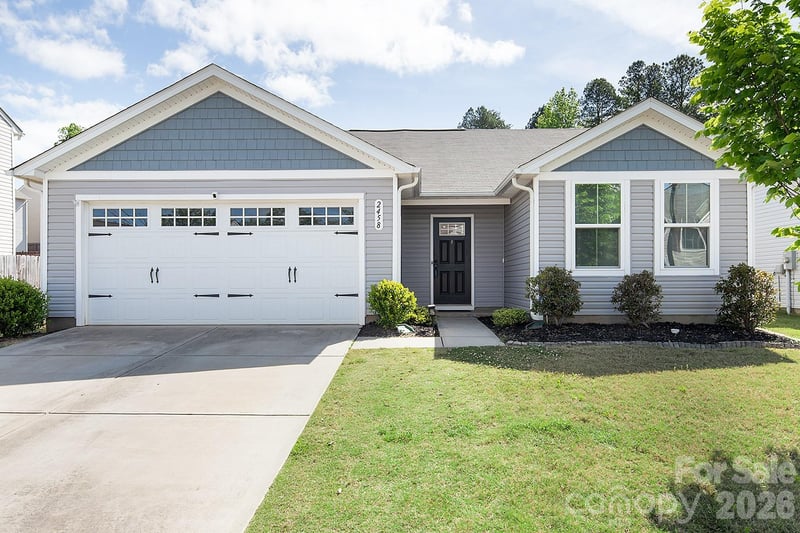 2458 Thorn Spring Ln, Concord, NC 28025