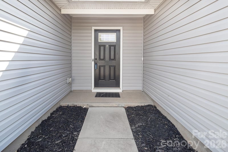 2458 Thorn Spring Ln, Concord, NC 28025
