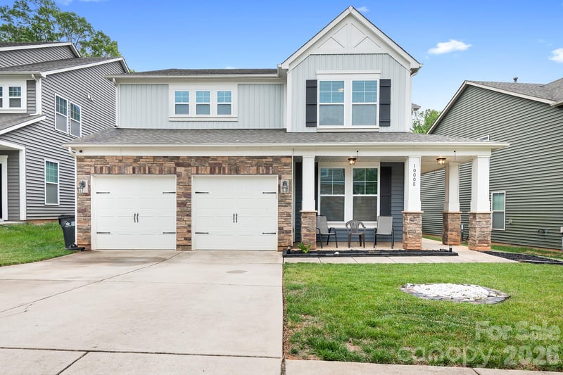 10008 Michael Crossing Dr, Charlotte, NC 28213
