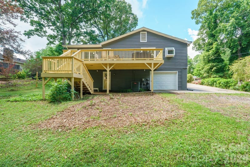 2078 Rock Springs Cir, Denver, NC 28037