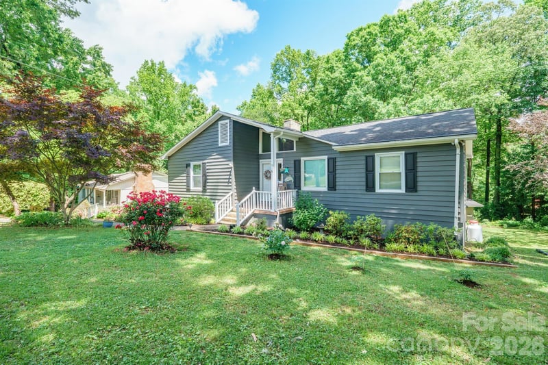 2078 Rock Springs Cir, Denver, NC 28037