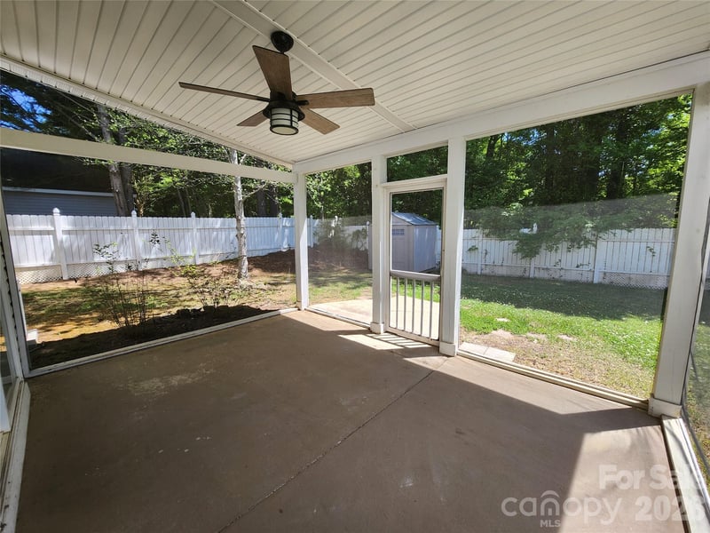 1308 Harland St, Charlotte, NC 28216