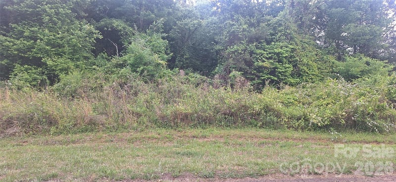 4062 Fairview Dr, Maiden, NC 28650