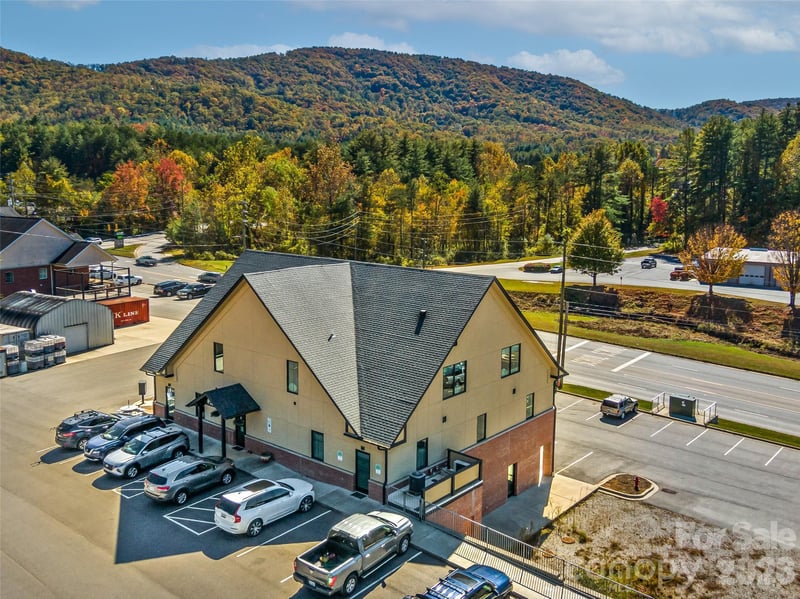 208 Charlotte Hw #301, Asheville, NC 28803