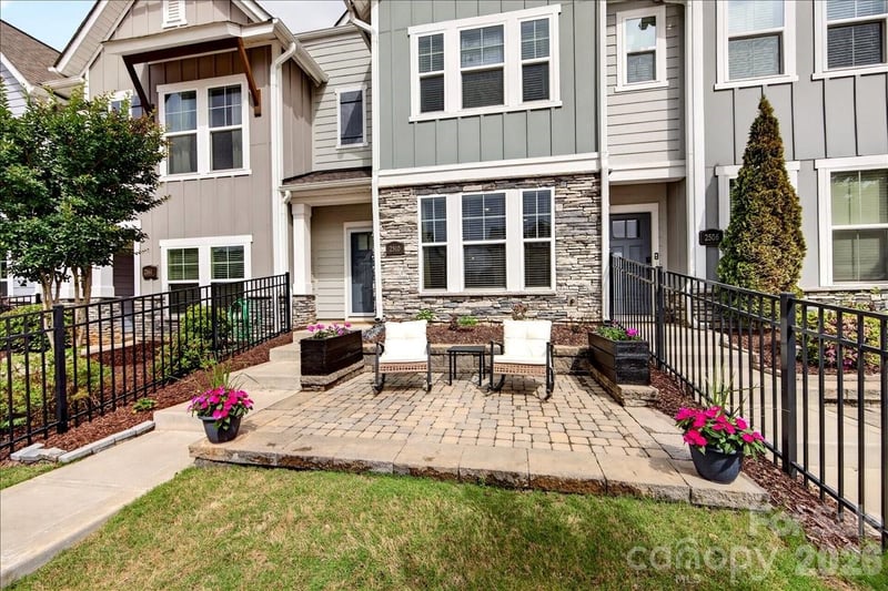 2510 Lydia Ave, Charlotte, NC 28205