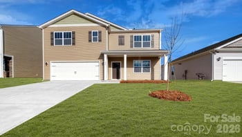 627 Country Oak Dr, Asheville, NC 28804