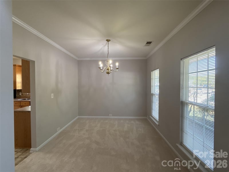 2140 Pineapple Ct, Matthews, NC 28105