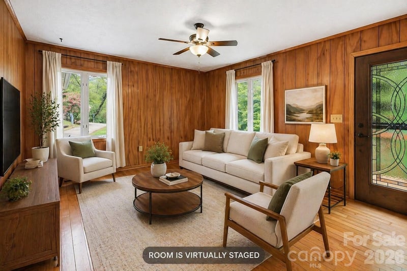 959 Oakmont Dr, Canton, NC 28716