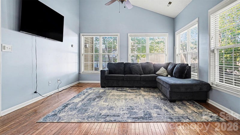 1515 Klompen Rd, Kernersville, NC 27284