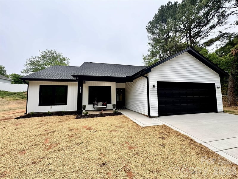 325 Chapel St, Landis, NC 28088
