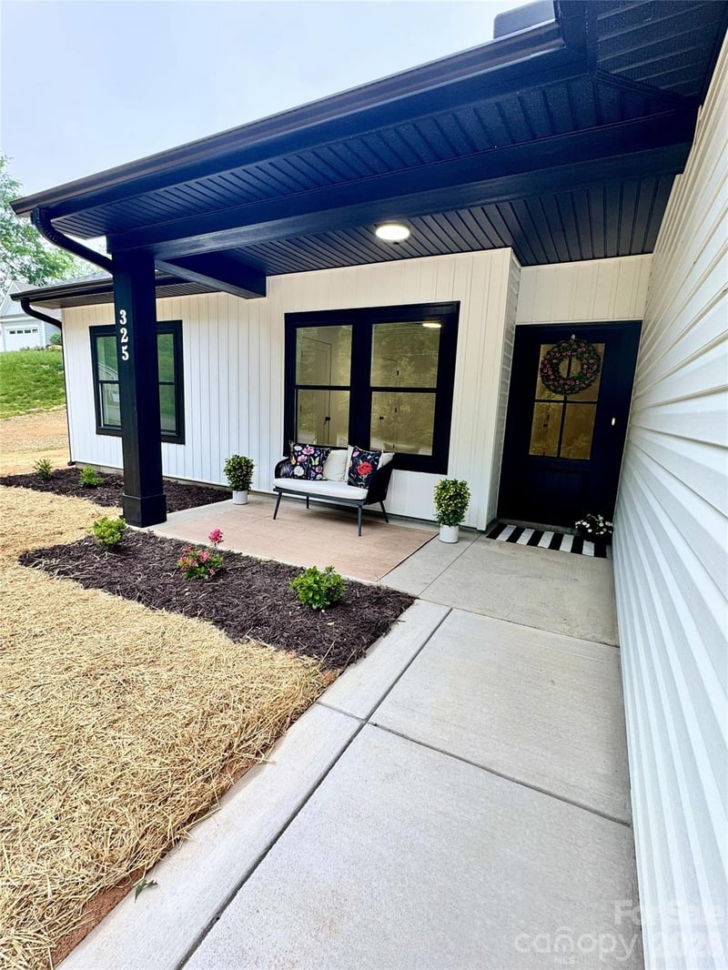 325 Chapel St, Landis, NC 28088