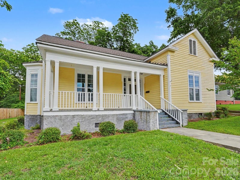 305 White St, Lancaster, SC 29720