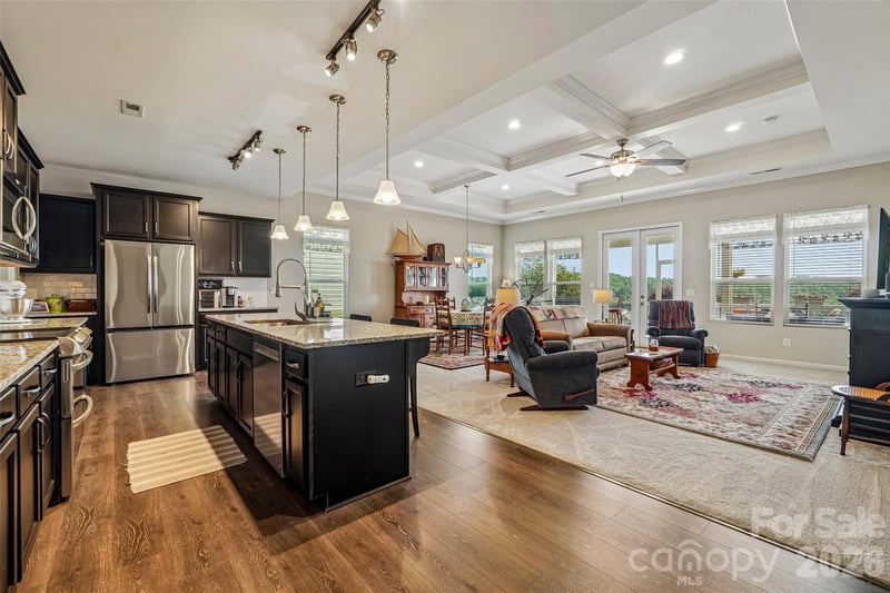 131 Jana Dr, Statesville, NC 28677