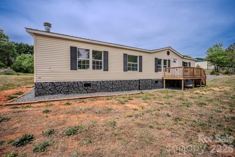 2932 23rd Ave, Hickory, NC 28601