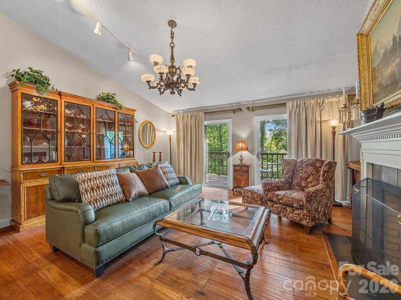 22 Hunting Country Trl, Tryon, NC 28782
