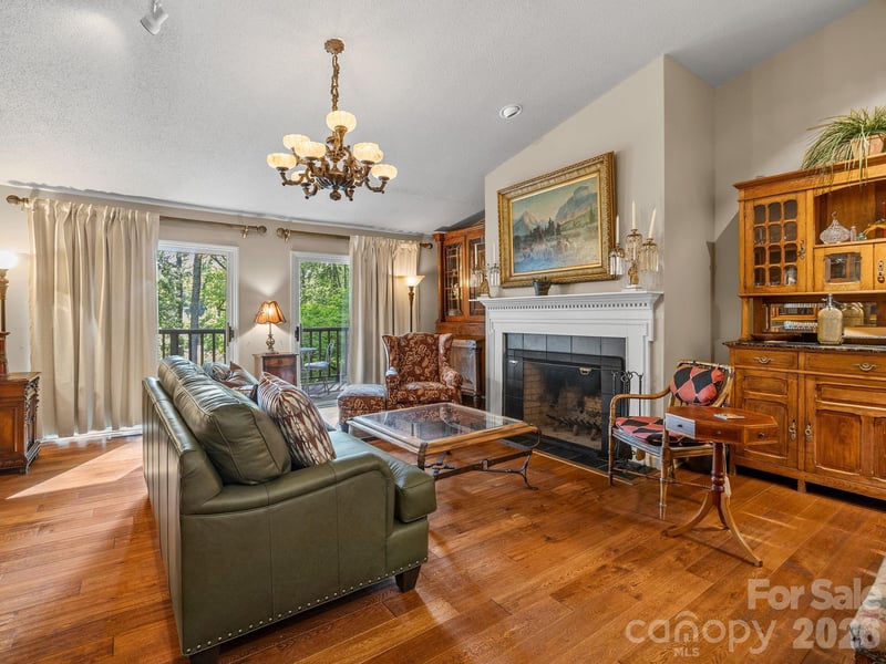 22 Hunting Country Trl, Tryon, NC 28782