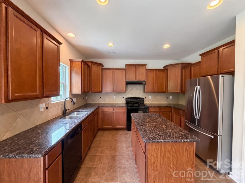 3207 Ringtail Ln, Charlotte, NC 28216